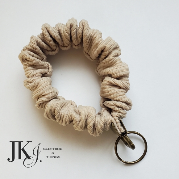 Knit Scrunchie Slim Wristlet Keychain. Handmade. New - Picture 3 of 3